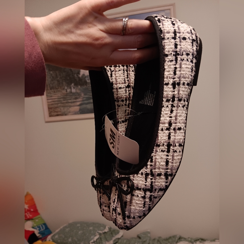 SM New York Plaid Black & White Slip On Flats - Picture 3 of 3